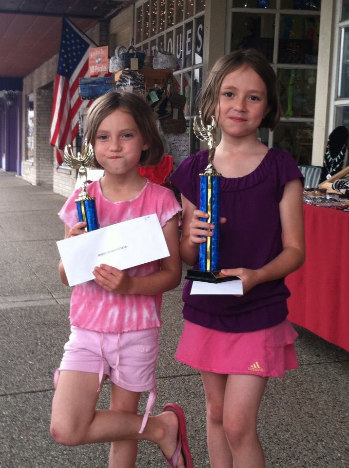 8 and under bubble gum blowing contest winners